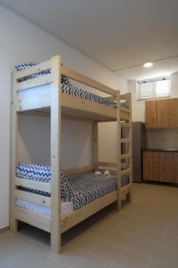 Вилла Robinson Olive Tree Huts Cara Экстерьер фото