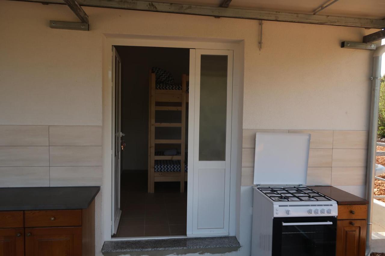 Вилла Robinson Olive Tree Huts Cara Экстерьер фото